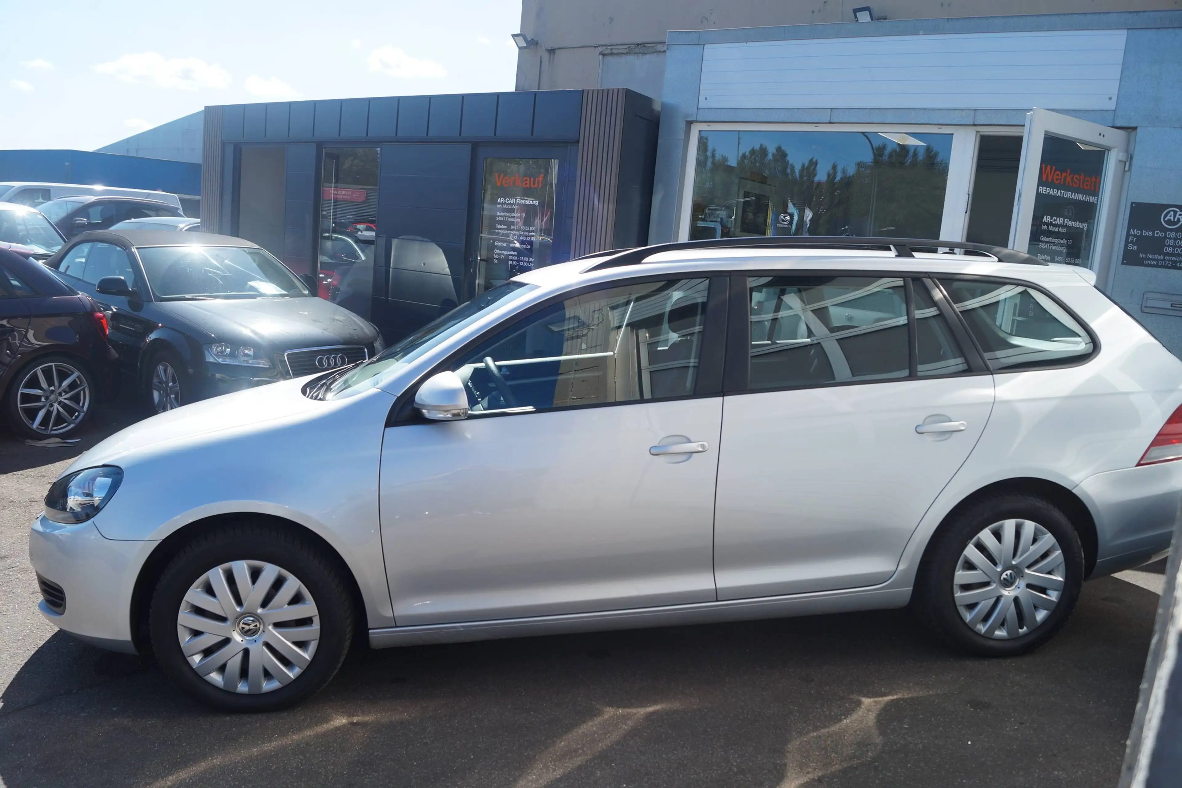 Volkswagen Golf Variant VI 6 1.6 TDI Kombi Variant DSG Klima Radio CD — photo 6