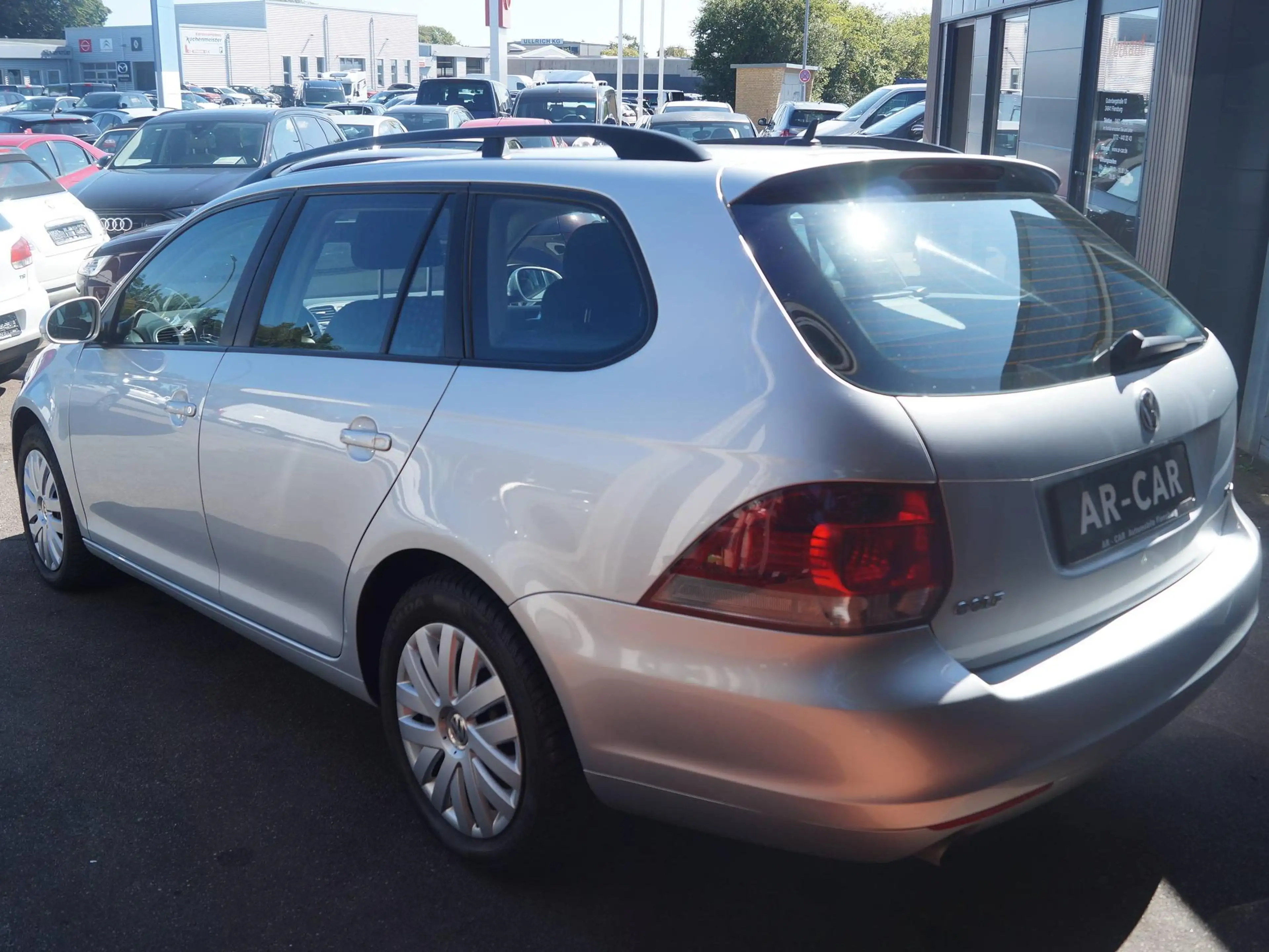 Volkswagen Golf Variant VI 6 1.6 TDI Kombi Variant DSG Klima Radio CD — photo 3