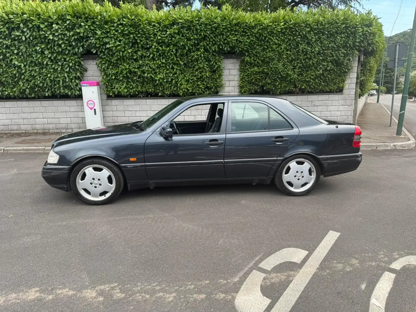 Mercedes-Benz C 200 C200 EDIZIONE SPORT DTM AMG 101 ESEMPLARI Bleu - 2