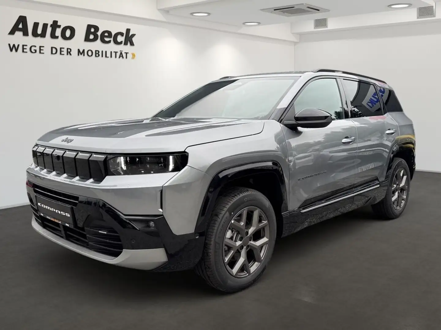 Jeep Compass 1.2 eDCT First Edition Grau - 1