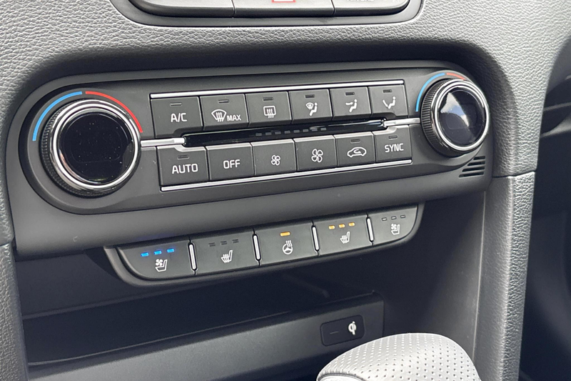 Kia ProCeed / pro_cee'd GT Line 1.5 T-GDI 140 DCT ISG — photo 15