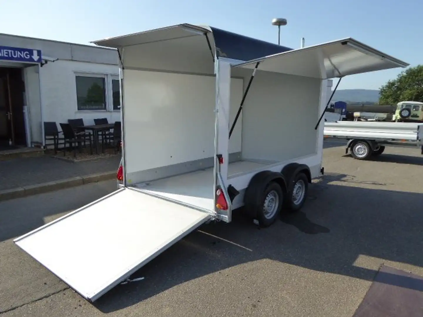 Cheval Liberte C 500 Wabenkern Verkaufsklappe POLYDACH + 100 km/h Schwarz - 1