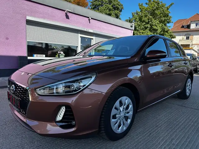 Hyundai i30 Select  1.4 Benzin "HU/AU+Service+Garantie"