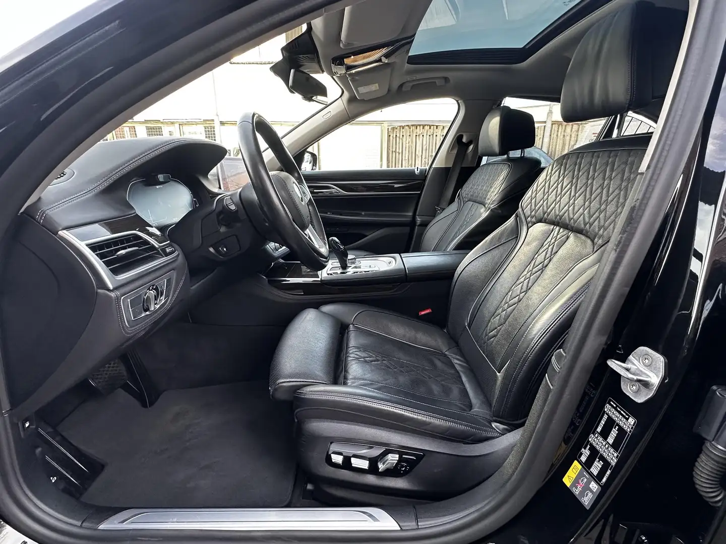 BMW 745 7-serie 745e High Executive Negro - 2