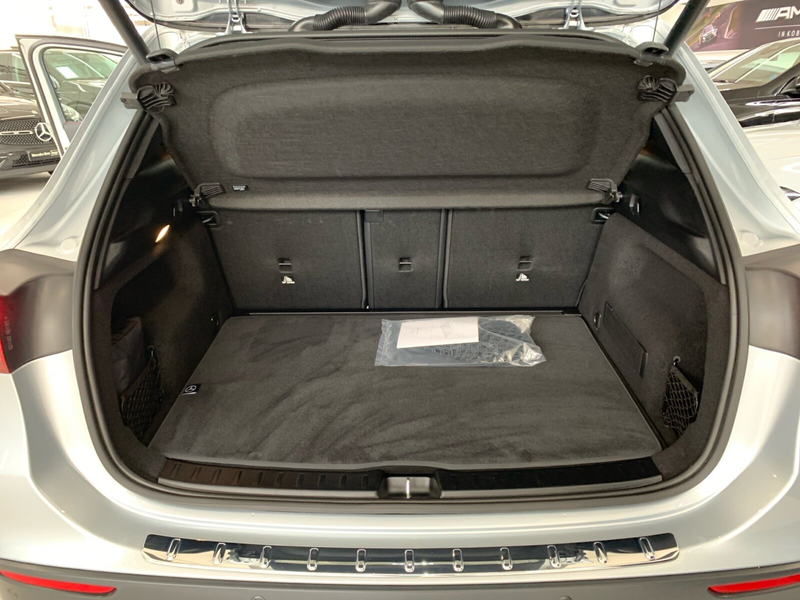 Mercedes-Benz GLA 35 AMG AMG GLA 35 4M *NIGHT*MEMO*MBEAM*PANO*RFK*DISTR* — photo 12