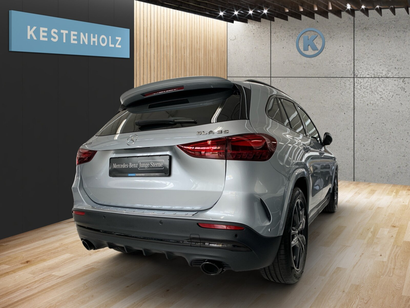 Mercedes-Benz GLA 35 AMG AMG GLA 35 4M *NIGHT*MEMO*MBEAM*PANO*RFK*DISTR* — photo 3