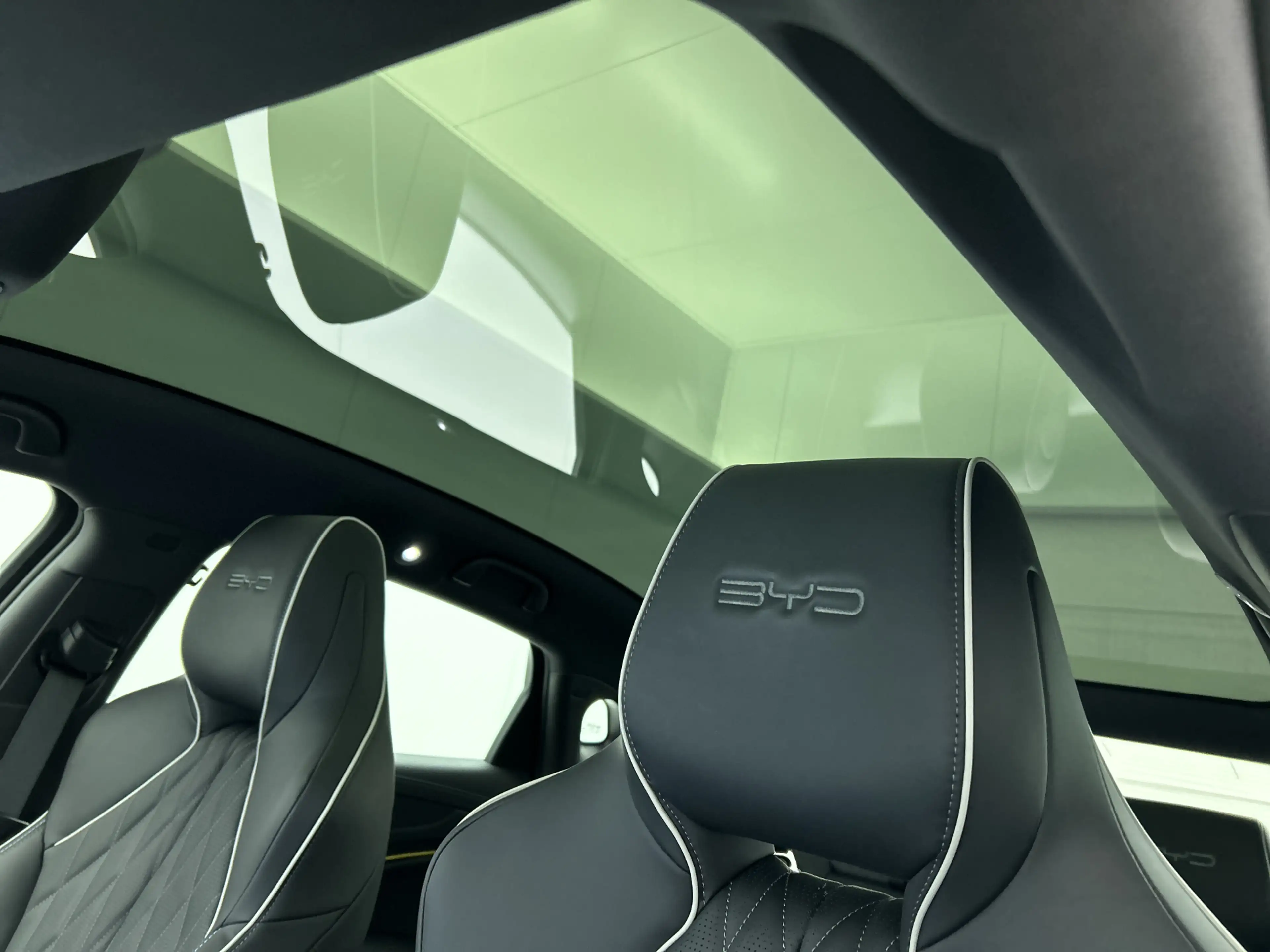 BYD Seal Comfort RWD 61.4 kWh | 2025 model | Achterwiel aan — photo 12