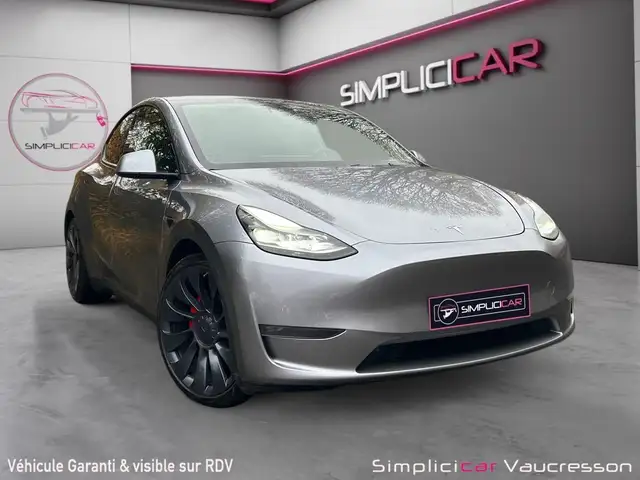 Tesla Model Y PERFORMANCE 534ch QUICKSILVER