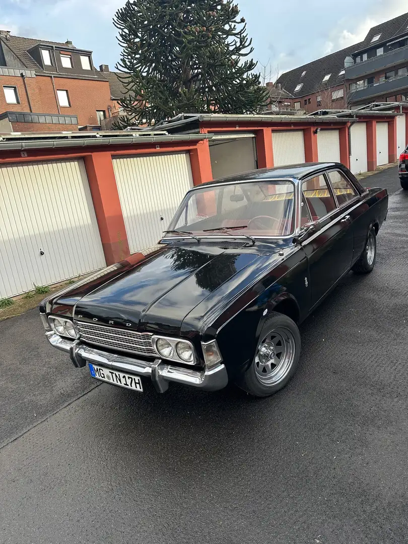 Ford Taunus 17M Schwarz - 1