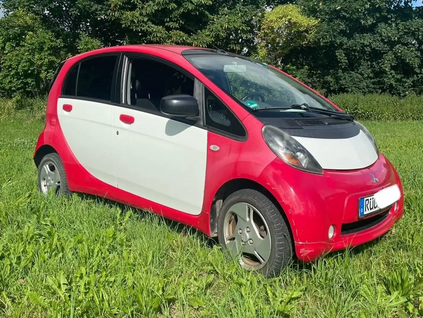 Mitsubishi I-MiEV i-MiEV Красный - 2