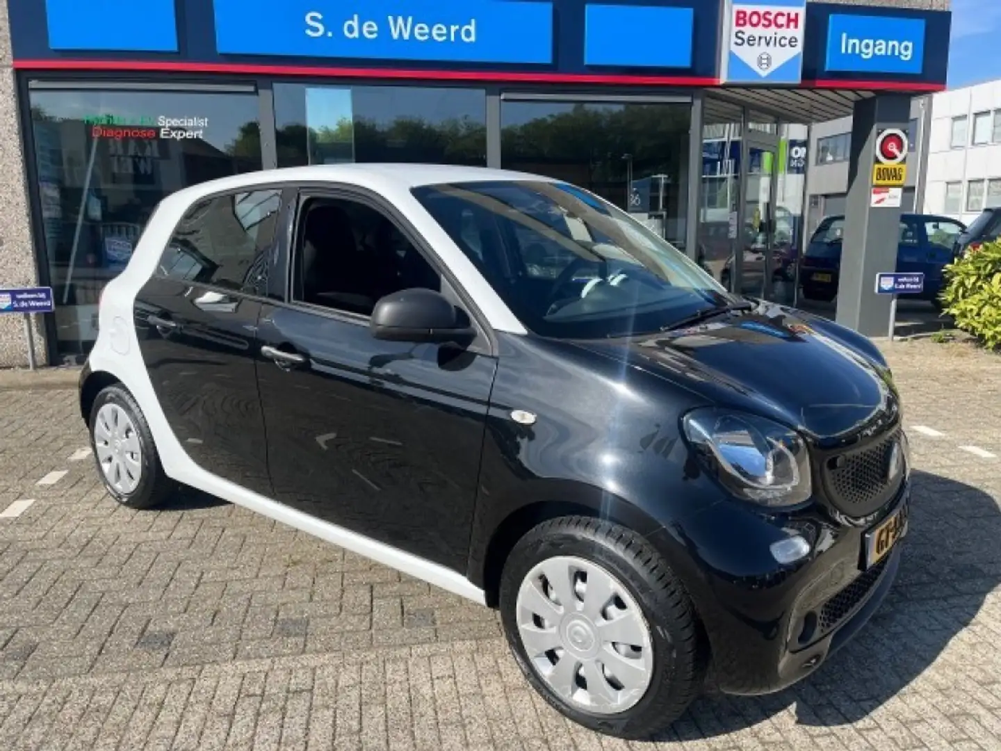 smart forFour black and white edition Zwart - 2