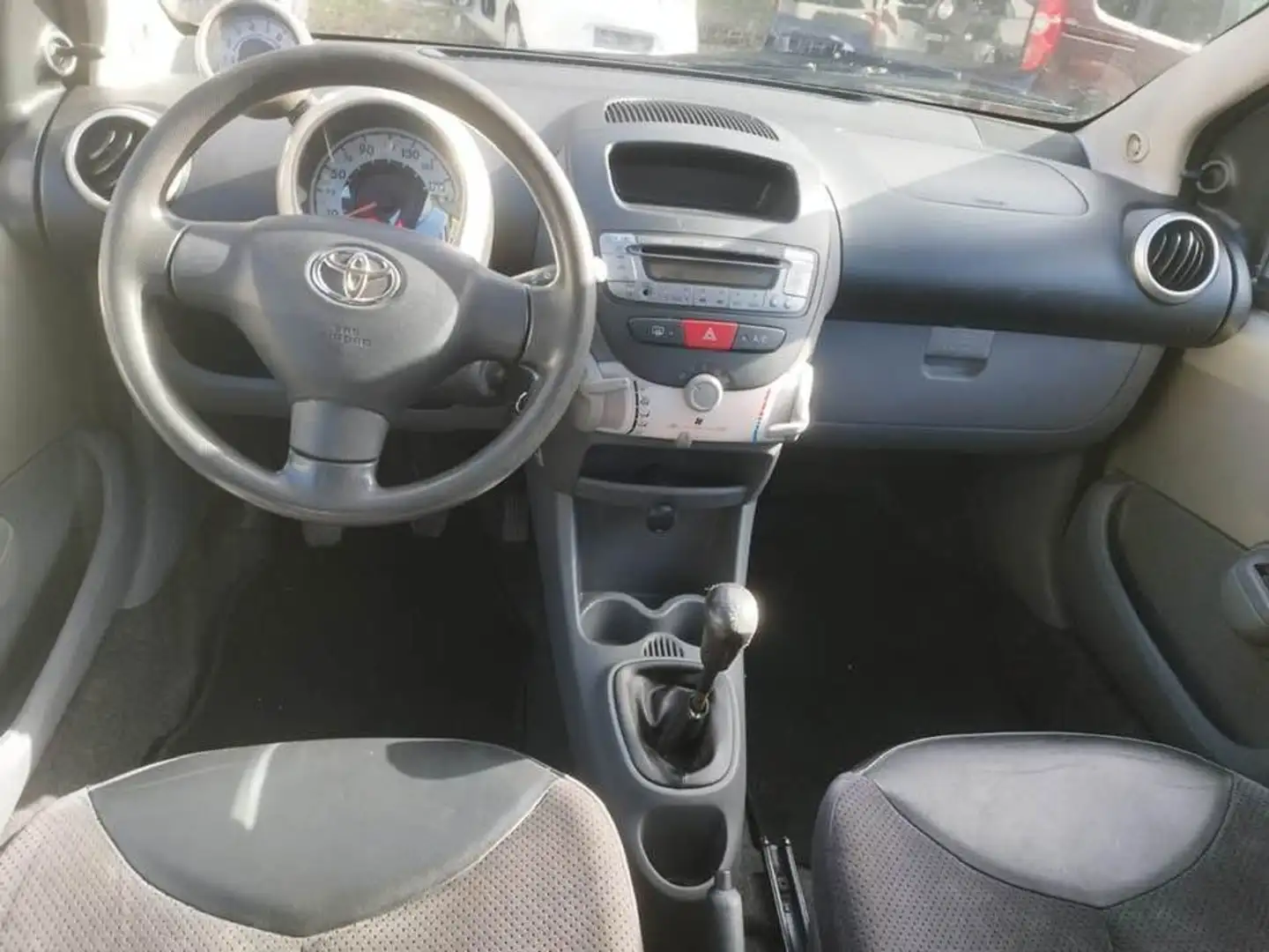 Toyota Aygo Aygo 5p 1.0 Argento - 1