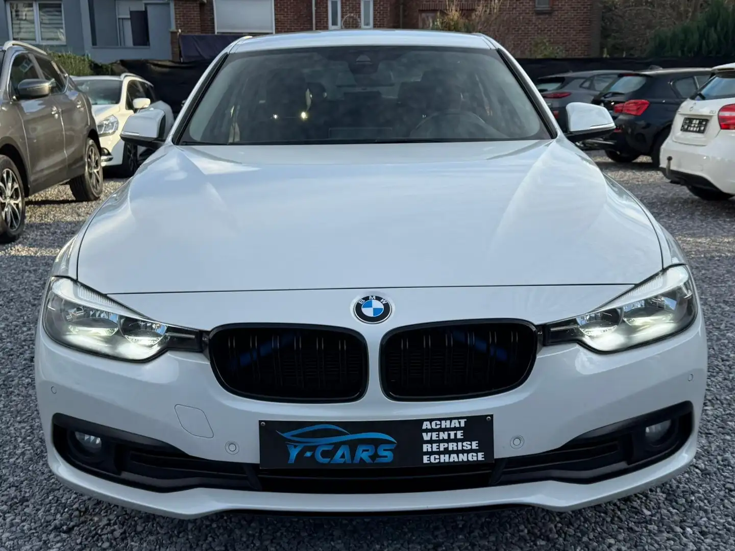 BMW 318 D TOURING //BOÎTE AUTO//FACE LIFT Blanc - 2