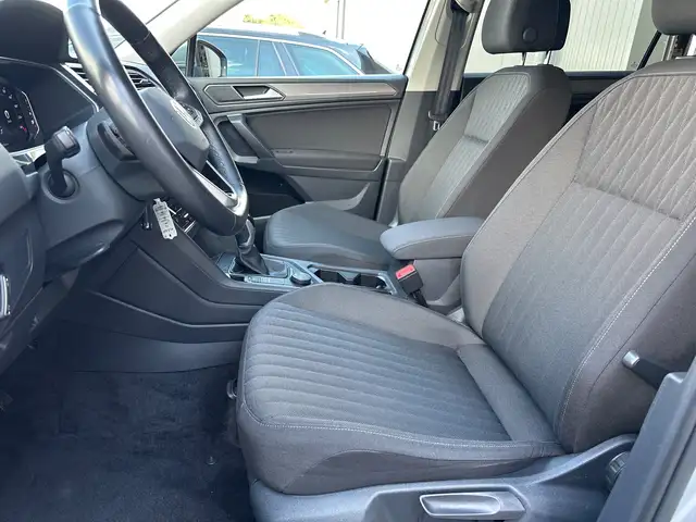 Volkswagen Tiguan Allspace view 13