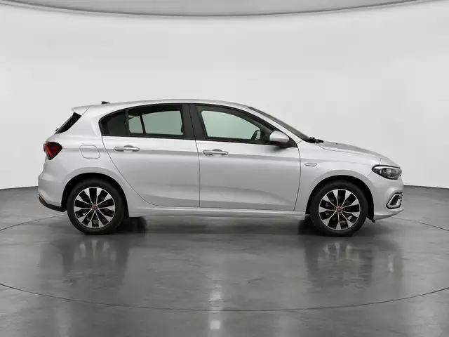 Fiat Tipo view 3