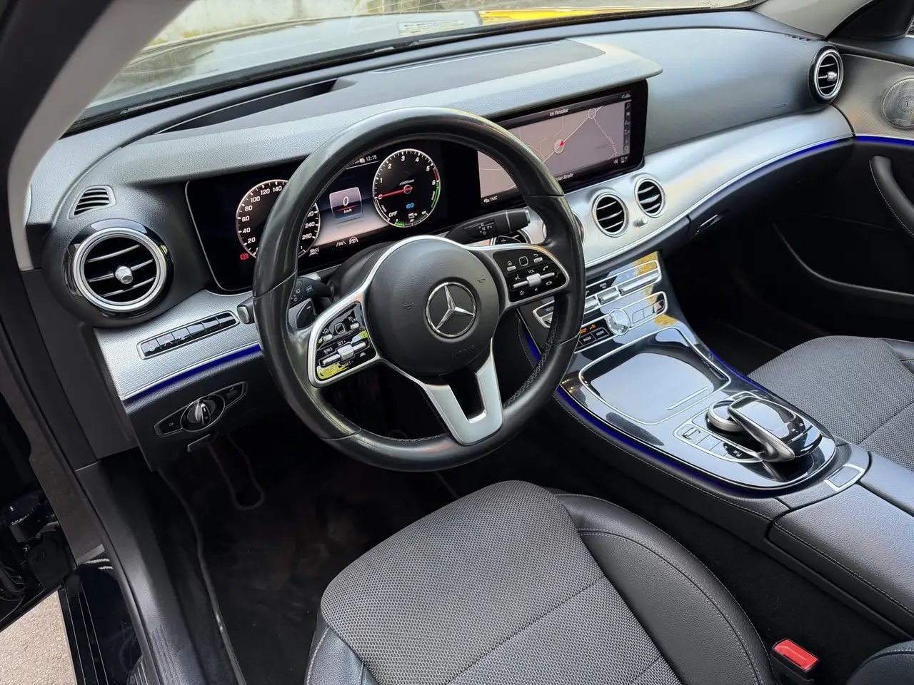 Mercedes-Benz E-Class de Avantgarde LED Pano Distronic Rü-Kamera, миниатюра 12