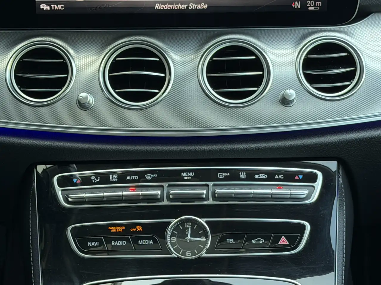 Mercedes-Benz E-Class de Avantgarde LED Pano Distronic Rü-Kamera, миниатюра 22
