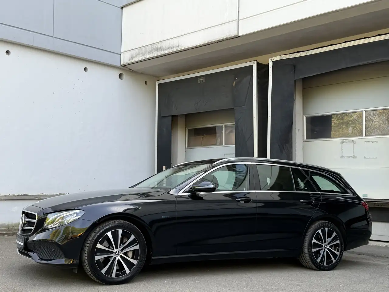 Mercedes-Benz E-Class de Avantgarde LED Pano Distronic Rü-Kamera, миниатюра 2