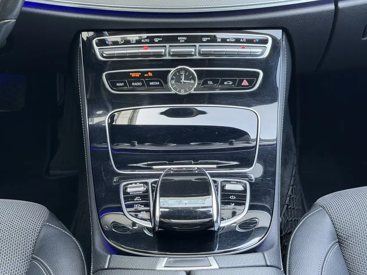 Mercedes-Benz E-Class de Avantgarde LED Pano Distronic Rü-Kamera, миниатюра 23