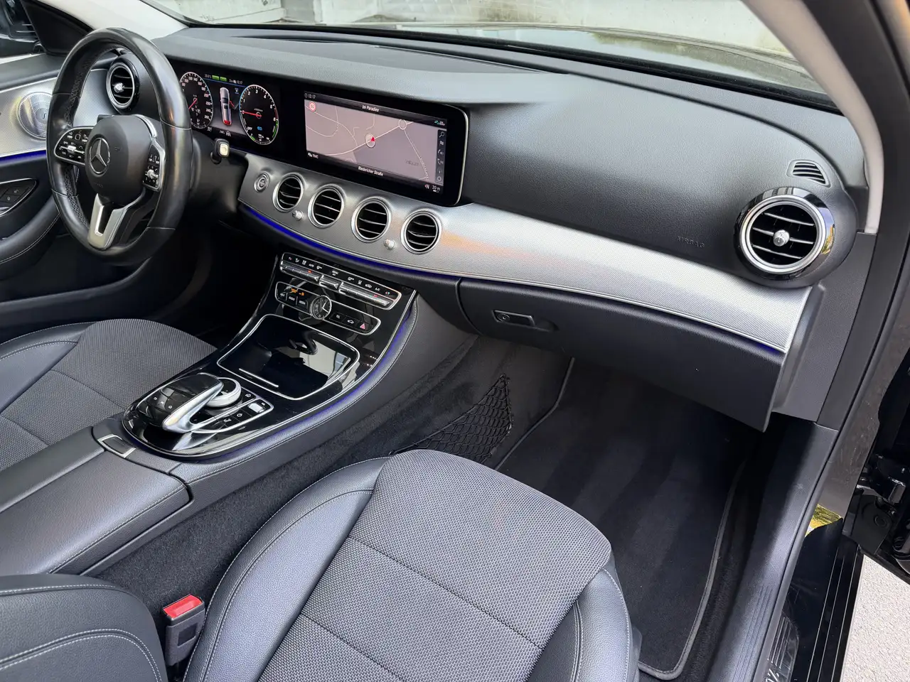 Mercedes-Benz E-Class de Avantgarde LED Pano Distronic Rü-Kamera, миниатюра 25