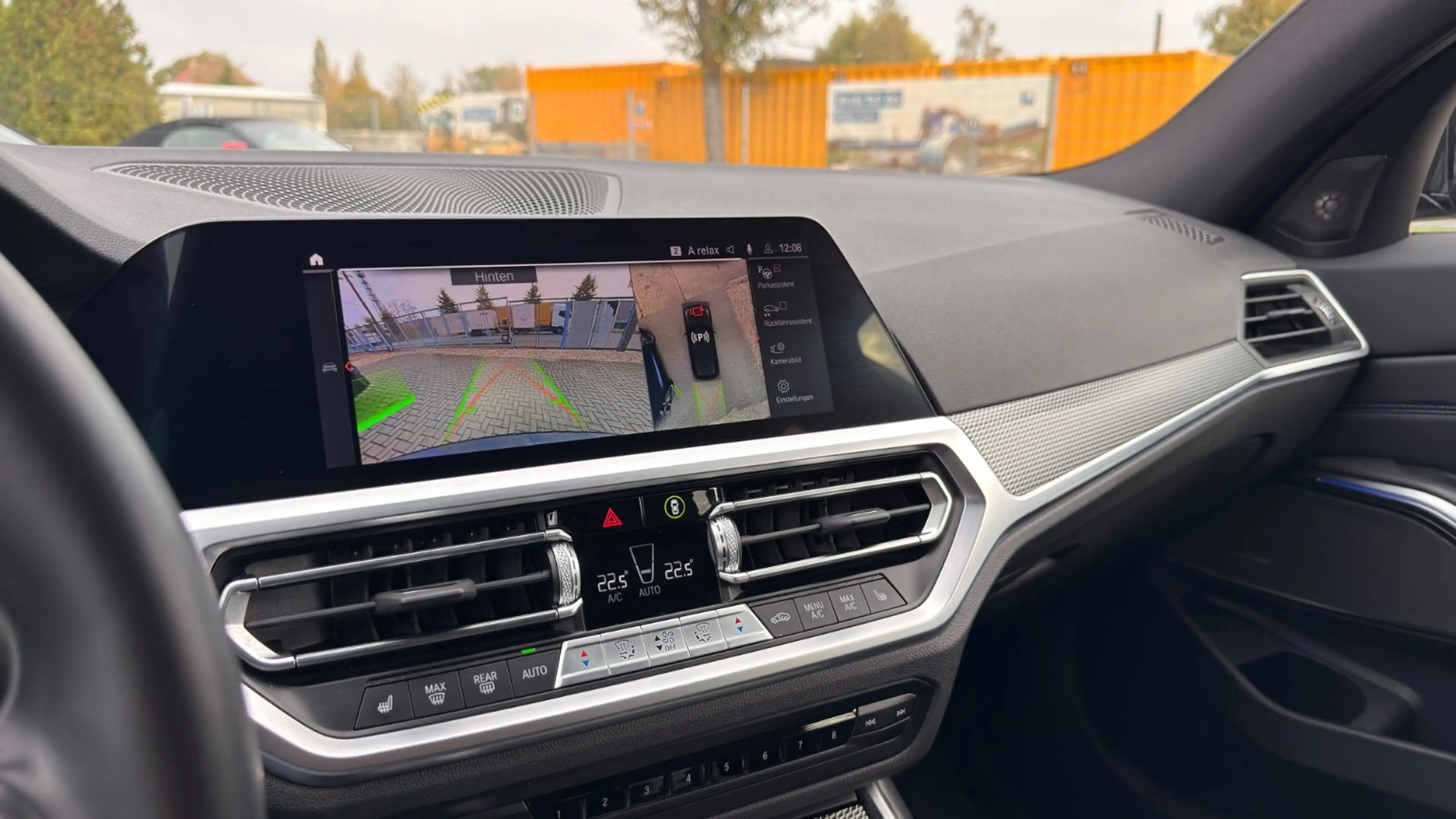 BMW 340 Touring xDrive Laser 360° H&K StHzg AHK — photo 29