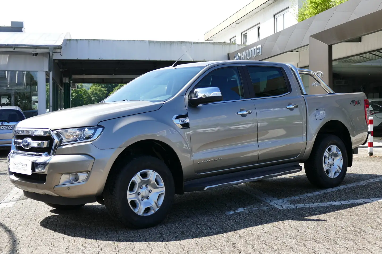 Ford Ranger Limited Doppelkabine 4x4 Silber - 1