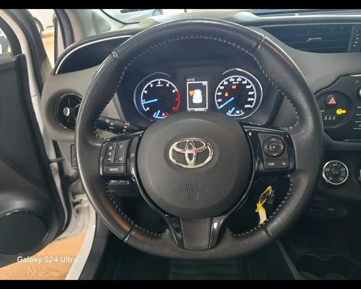 Toyota Yaris — photo 8 sur 16
