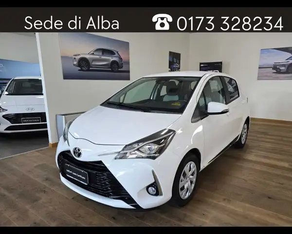 Toyota Yaris en vente chez une concession Italie
