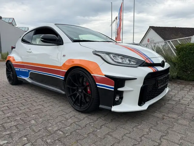 Toyota Yaris GR Yaris Performance Paket Carbondach OZ deutsch
