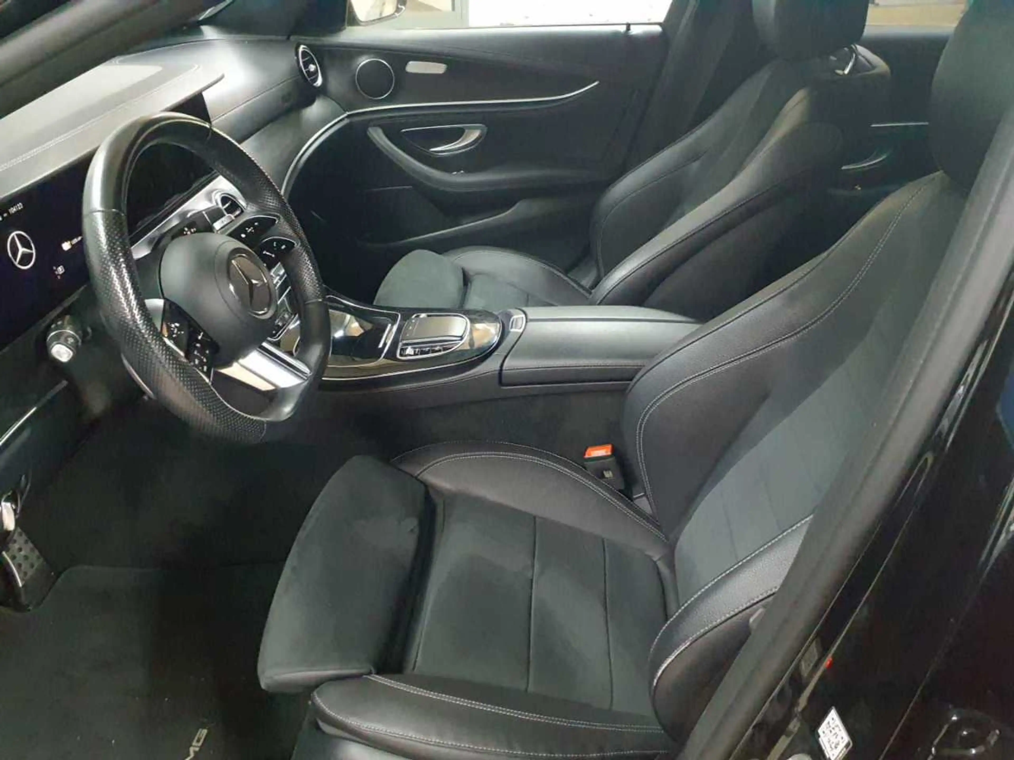 Mercedes-Benz E 300 E 300 de 4Matic T–AMG BusiP KAM — photo 7