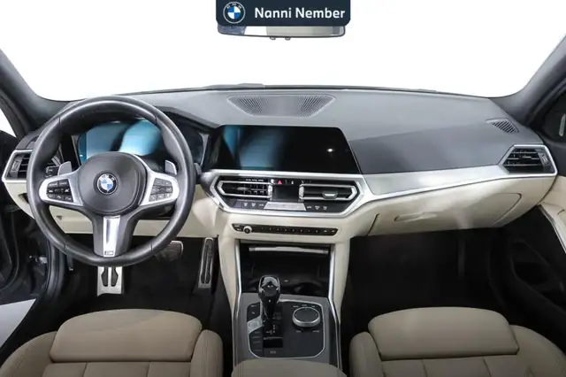 BMW 3 Series view 11