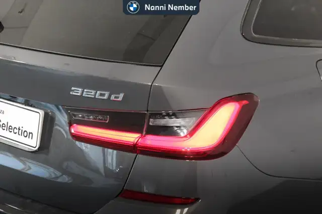 BMW 3 Series view 6