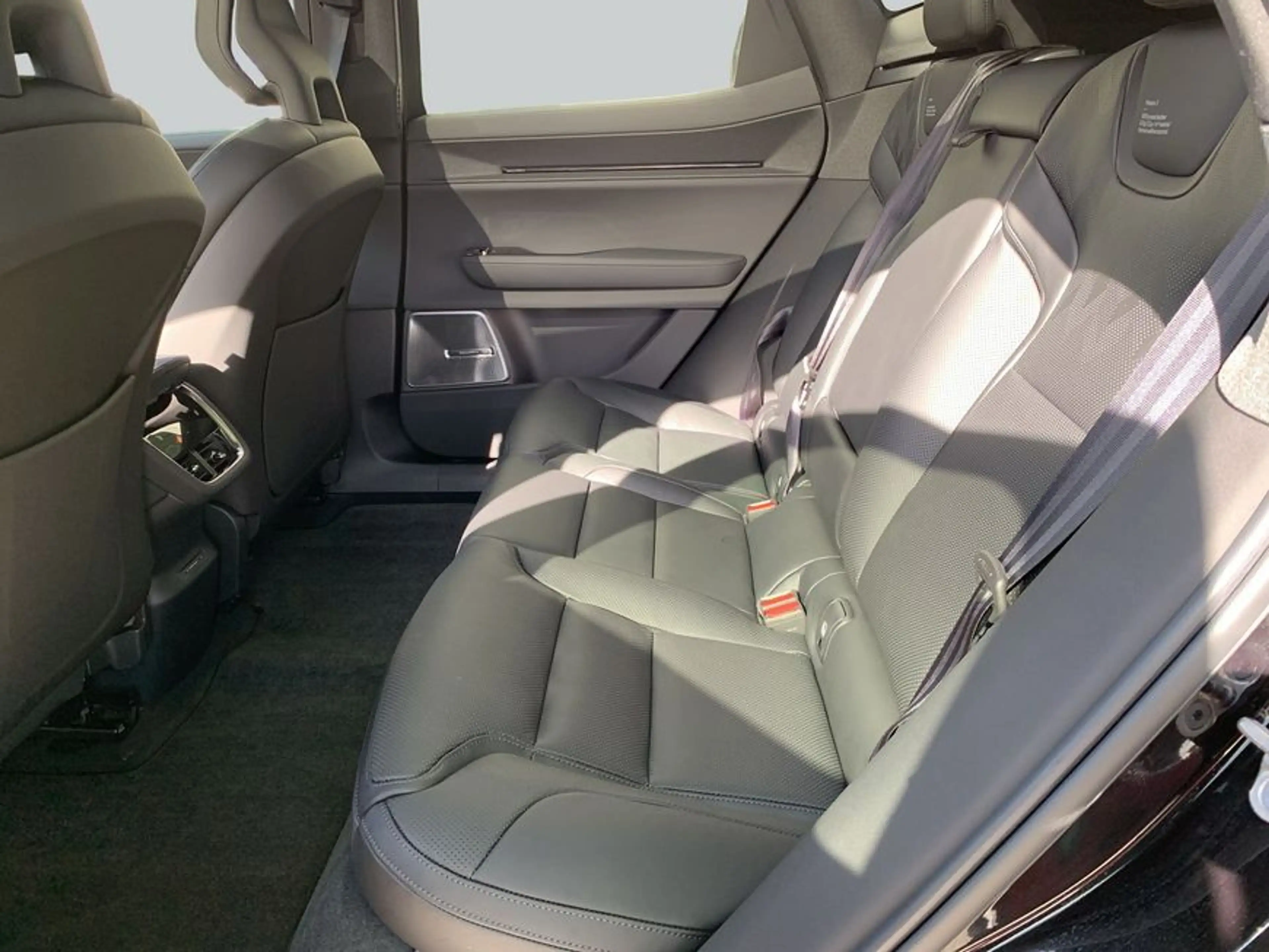 Polestar 3 Long range Dual motor Pilot and Plus pack — photo 12