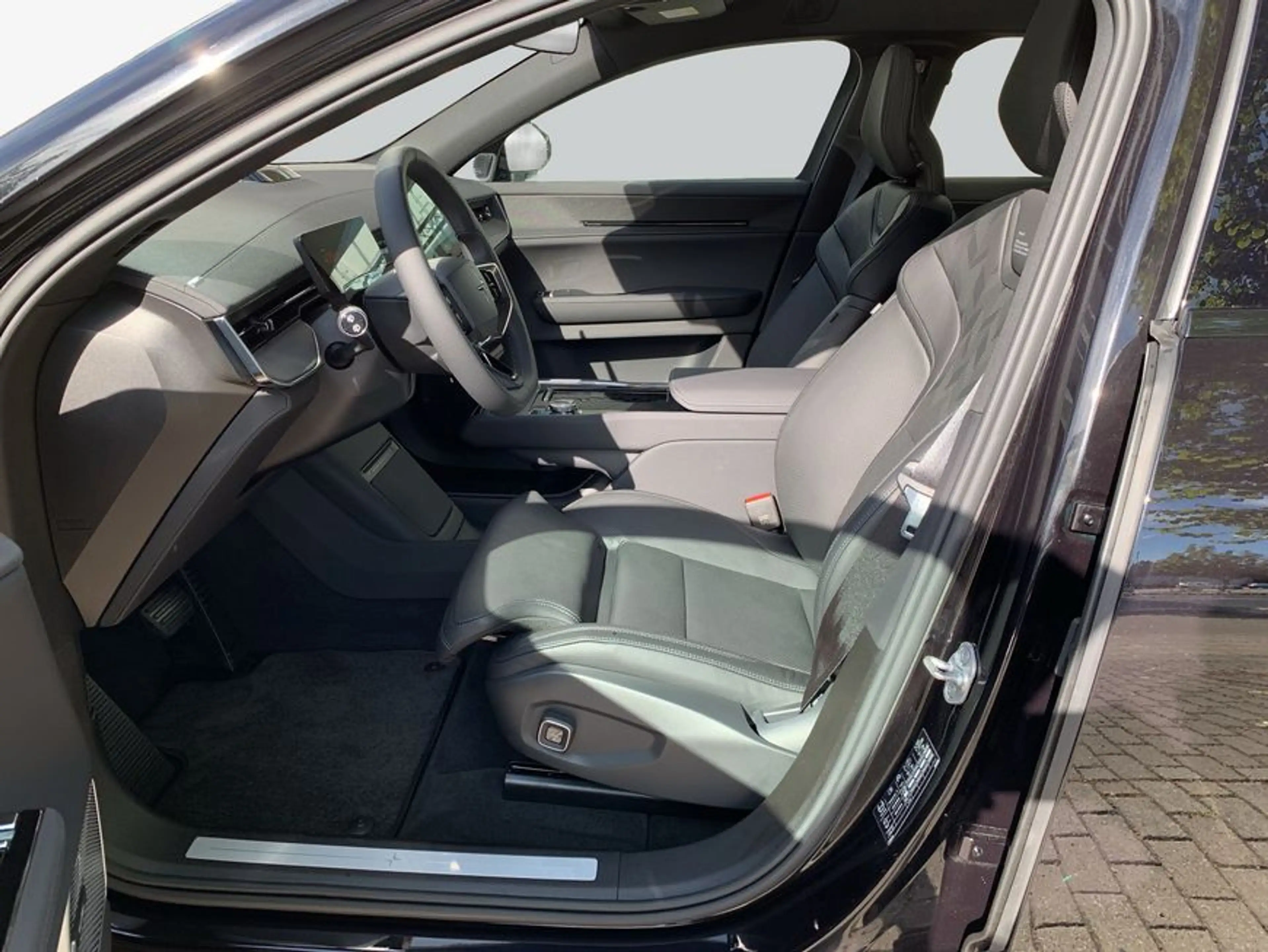 Polestar 3 Long range Dual motor Pilot and Plus pack — photo 10