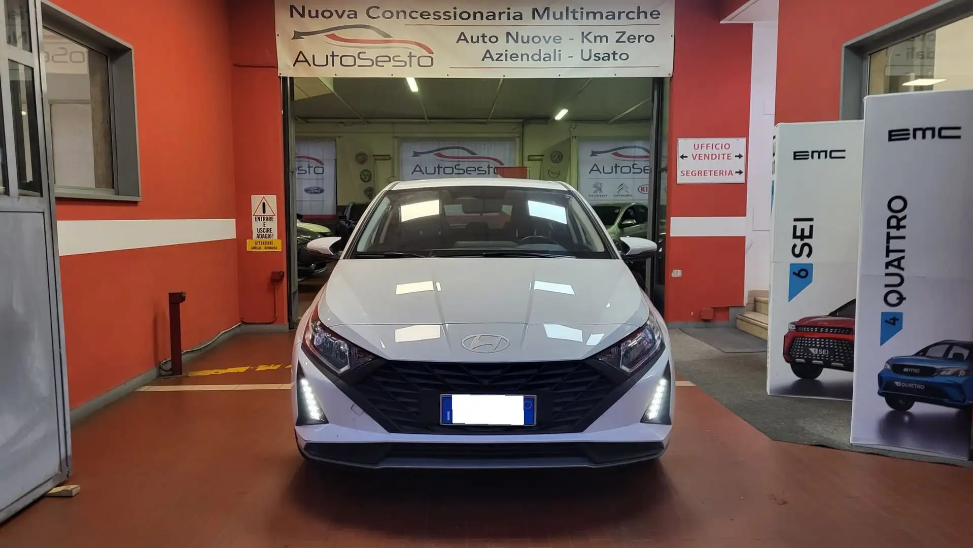 Hyundai i20 i20 1.2 MPI MT Connectline Blanc - 2