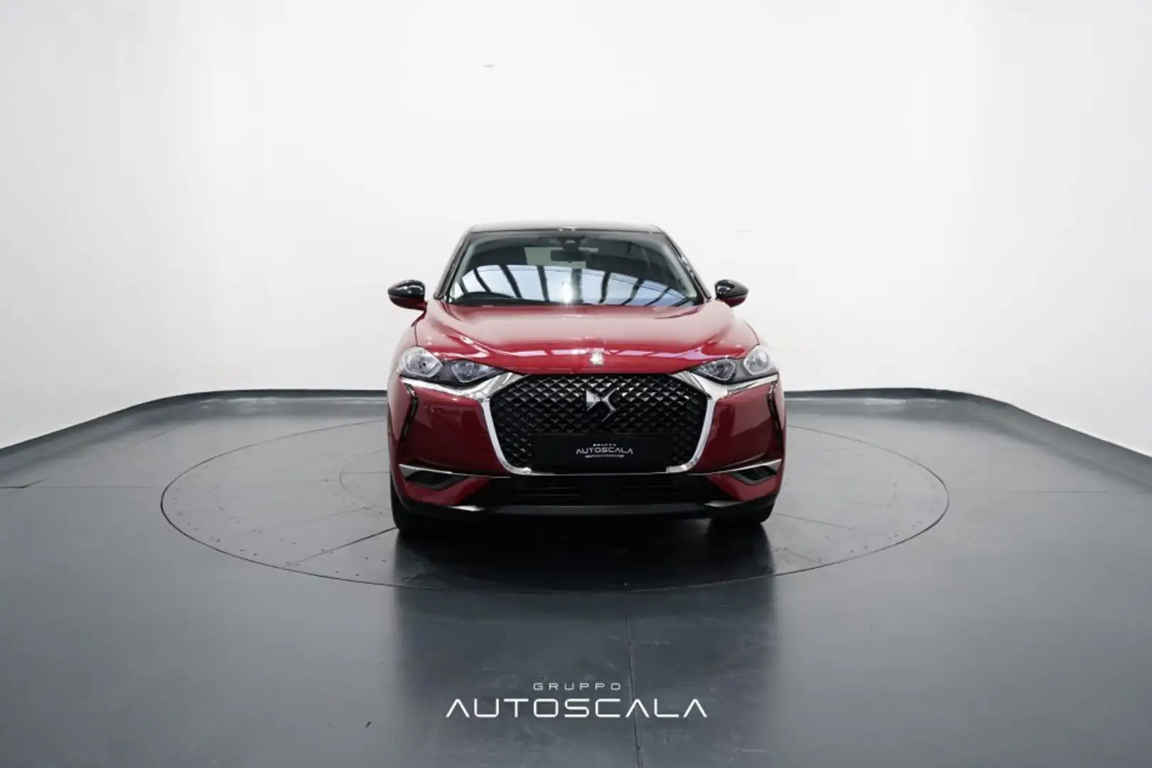 DS Automobiles DS 3 Crossback 1.5 BlueHDi 110cv So Chic Rojo - 2