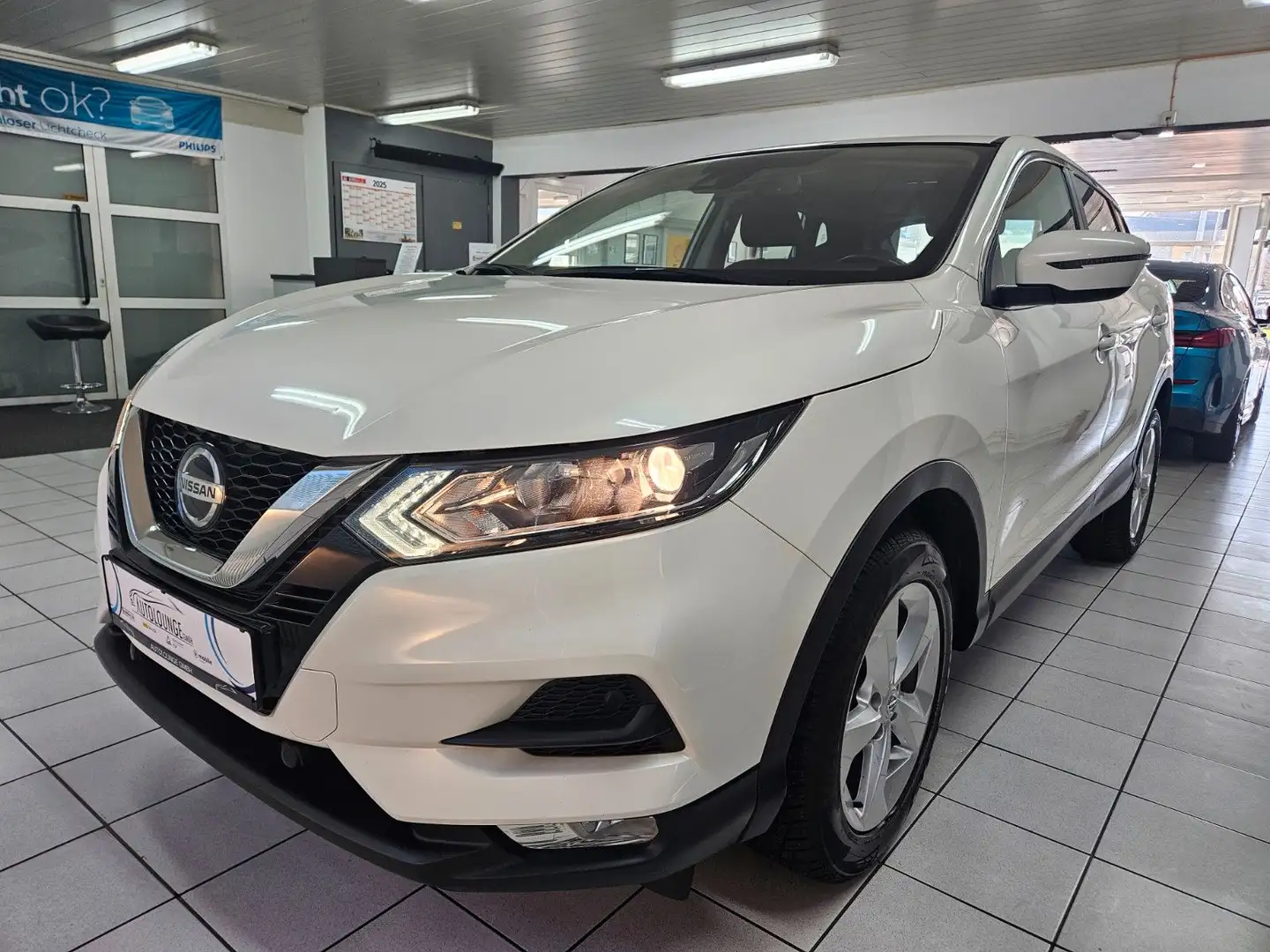 Nissan Qashqai Acenta AUT.*NAVI*SHZG*CAM*PDC*AHK*SMART* Weiß - 2