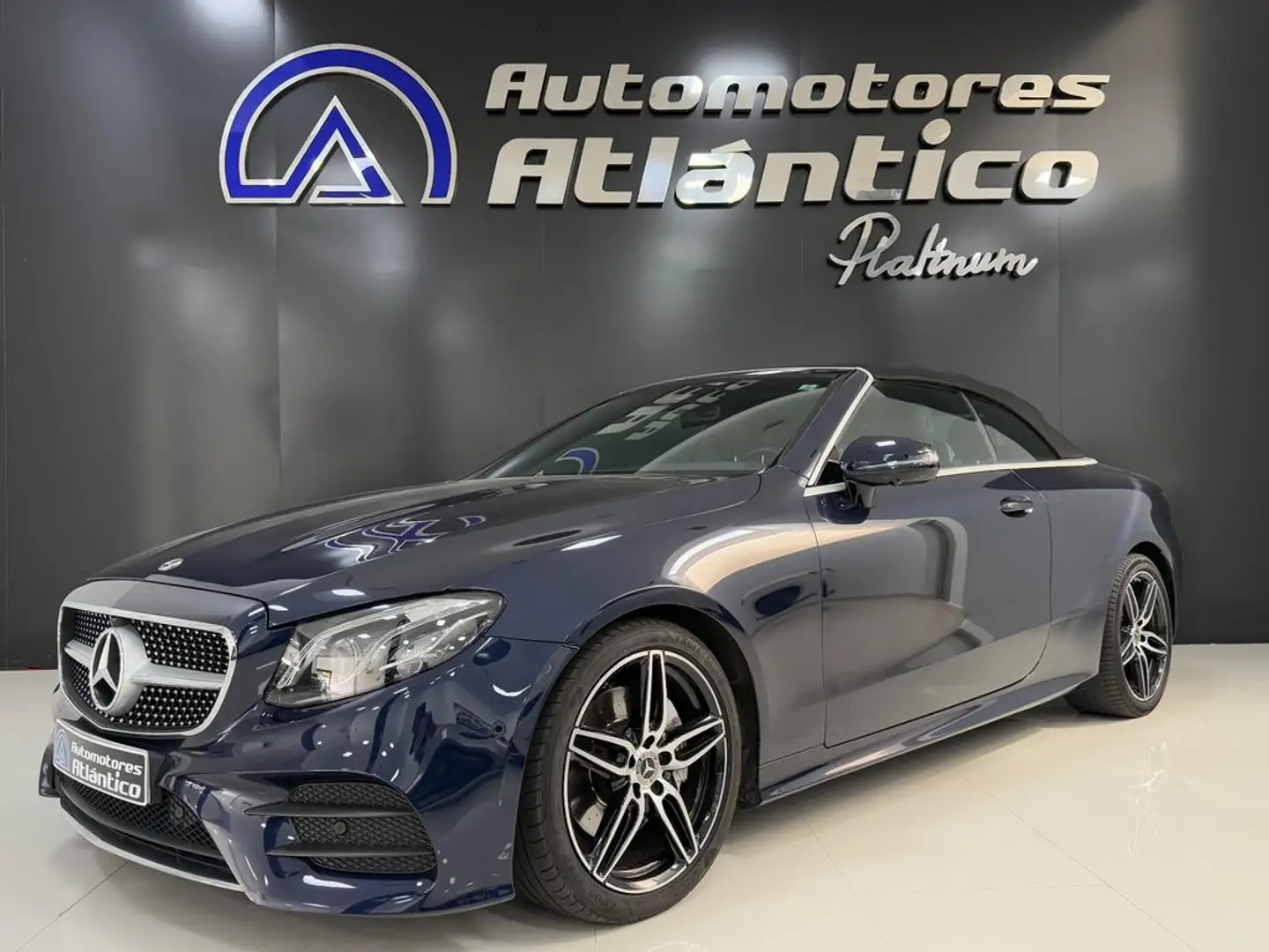 Mercedes-Benz E 220 Cabrio d Azul - 1
