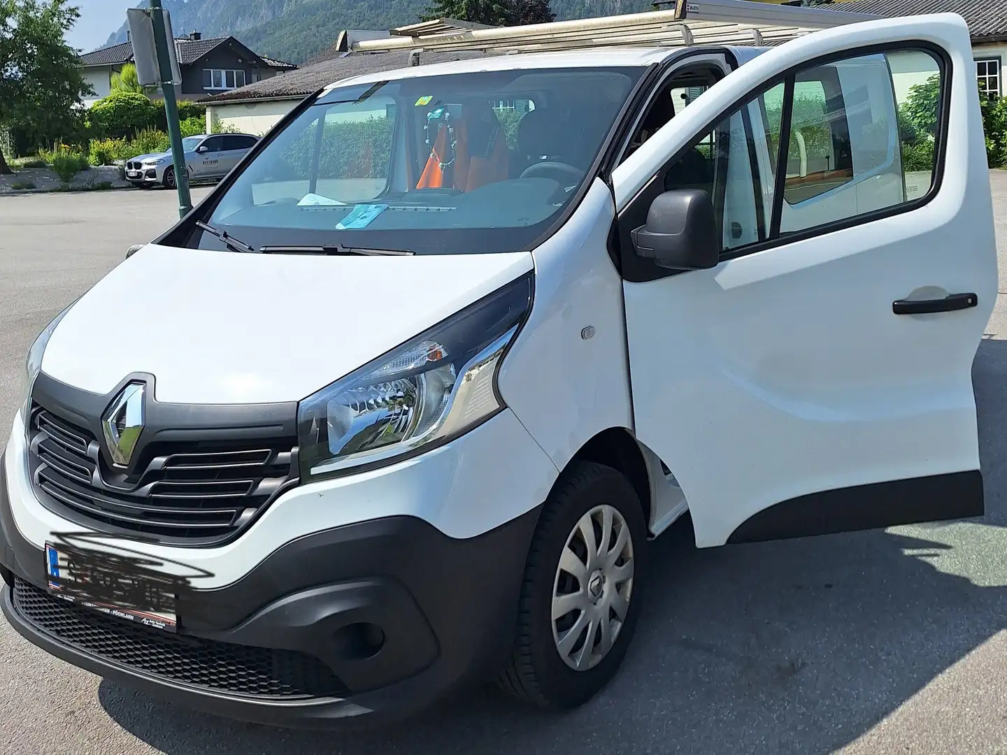 Renault Trafic Trafic Gen. Expr. L1H1 2,0 dCi DPF Expression Bílá - 1