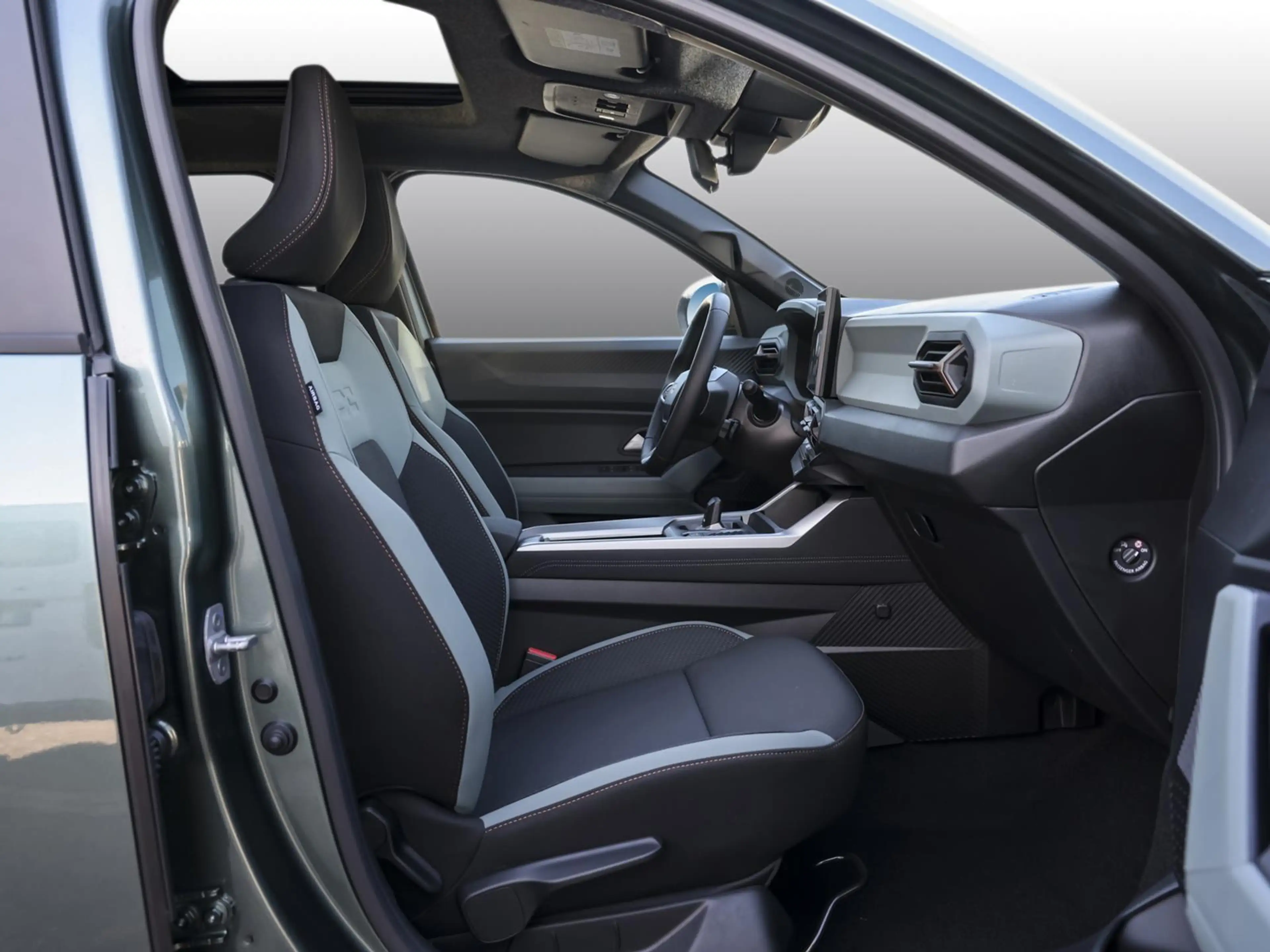 Dacia Bigster Extreme HYBRID 155 SD NAVI SHZ PDC KLIMA — photo 3