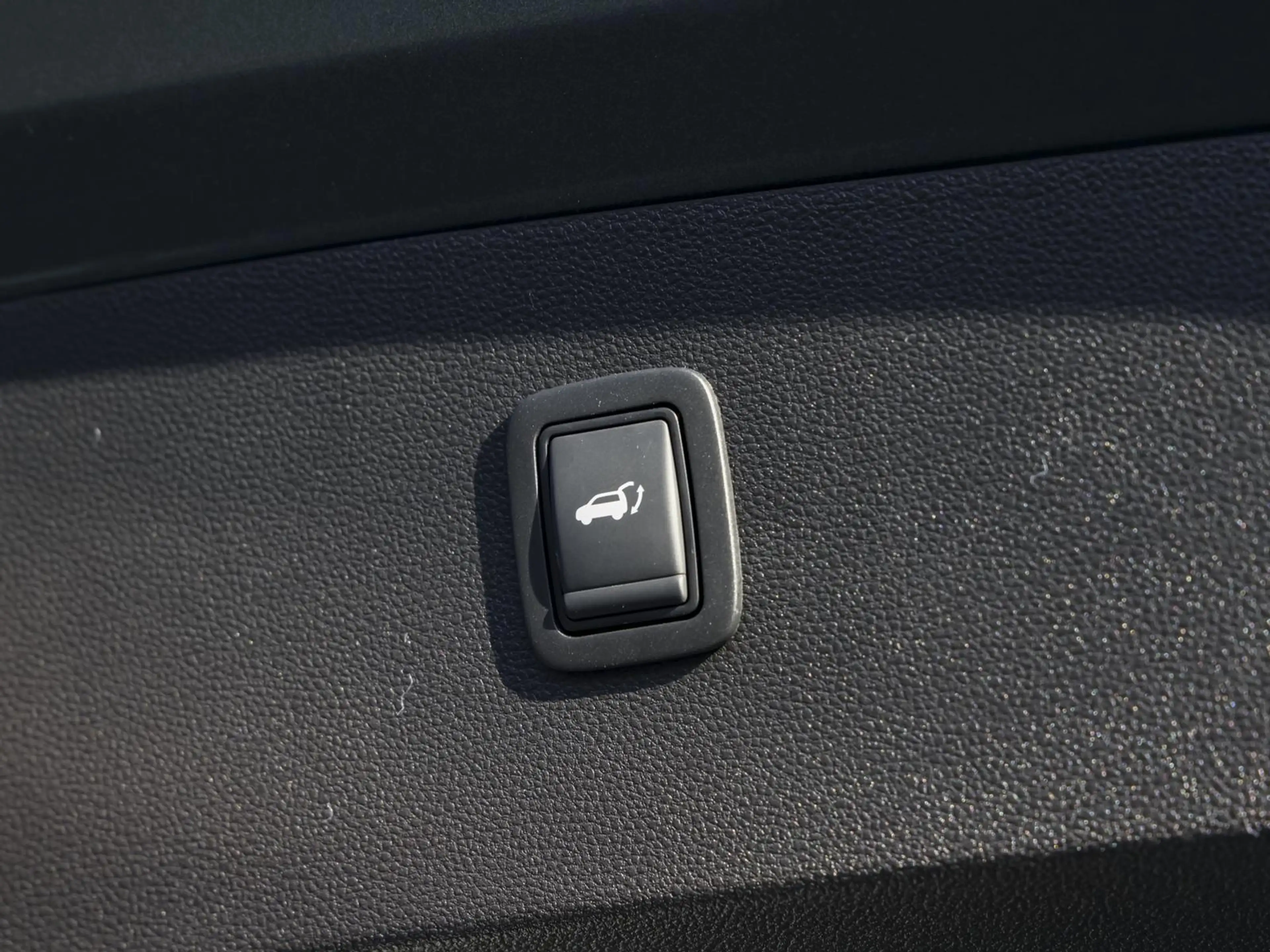 Dacia Bigster Extreme HYBRID 155 SD NAVI SHZ PDC KLIMA — photo 10
