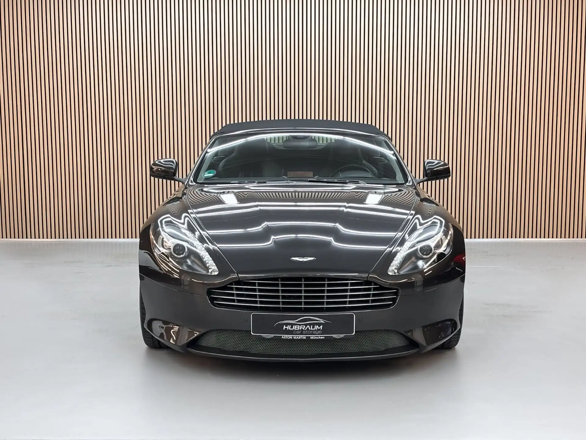 애스턴마틴 DB9 Volante 2013 블랙 사진 2
