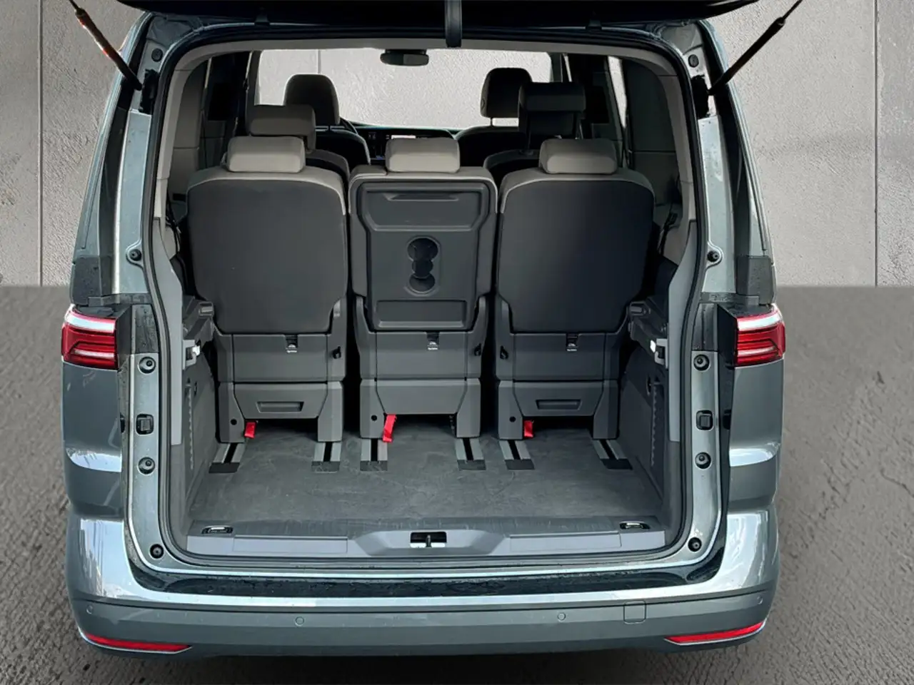 Volkswagen T7 Multivan 2026 — фото 15