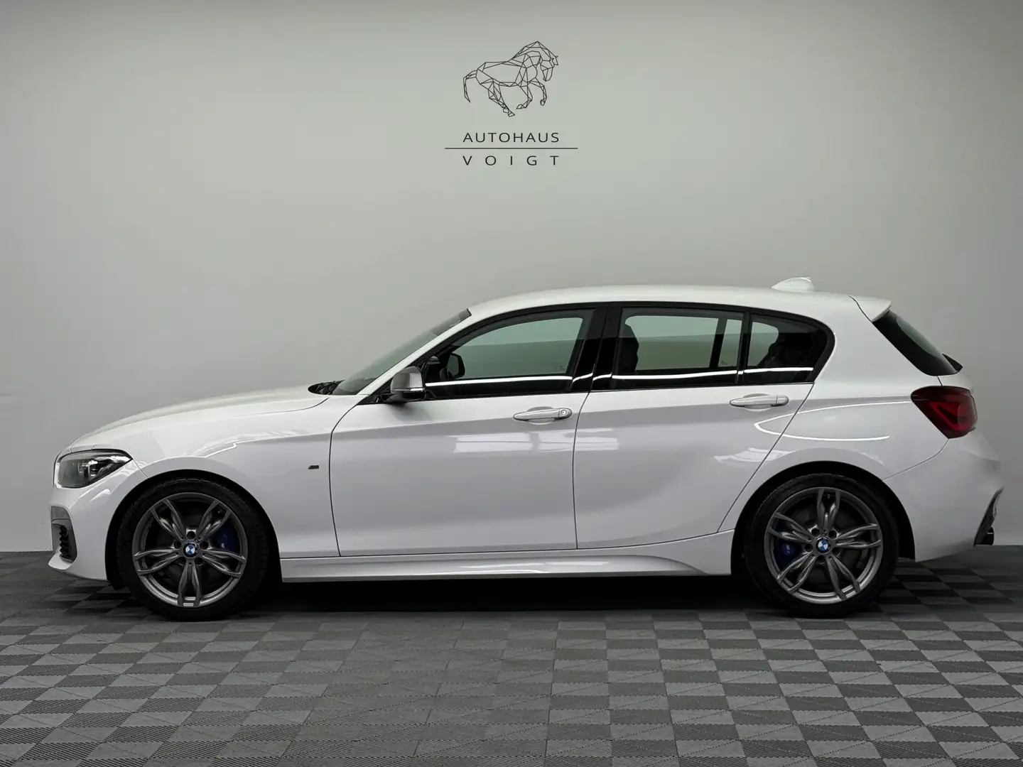 BMW 140 i Special Edition|BMW-Historie|Business-P.| Blanco - 1