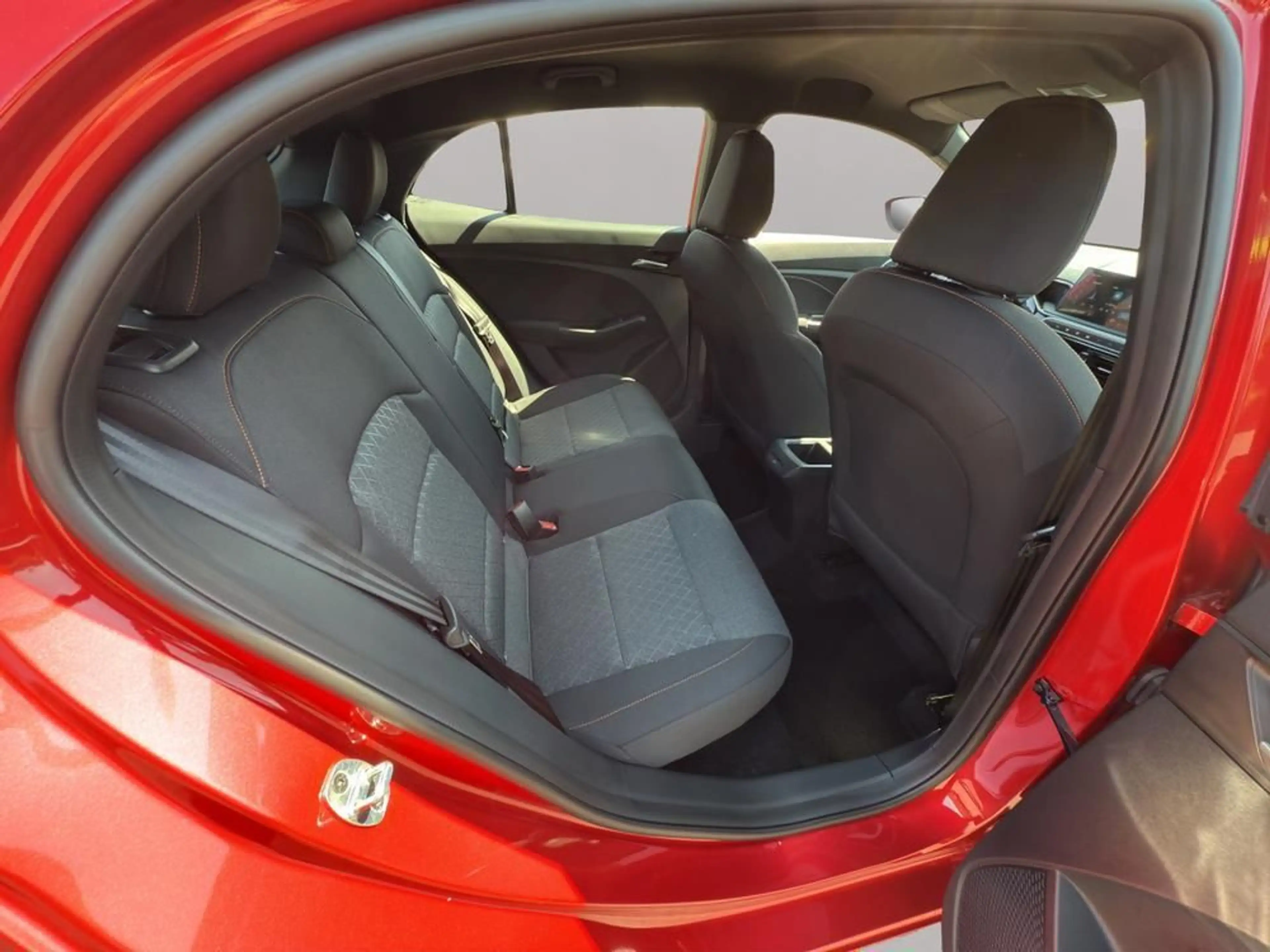 MG MG3 1,5L 4 Zylinder 85 kW Comfort — photo 8