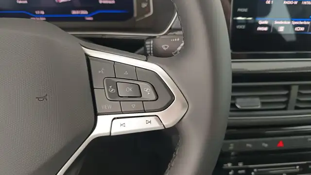 Volkswagen T-Cross view 15