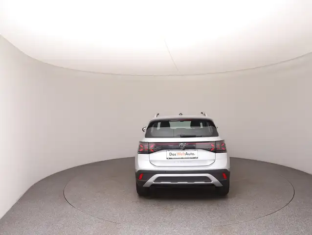 Volkswagen T-Cross view 6