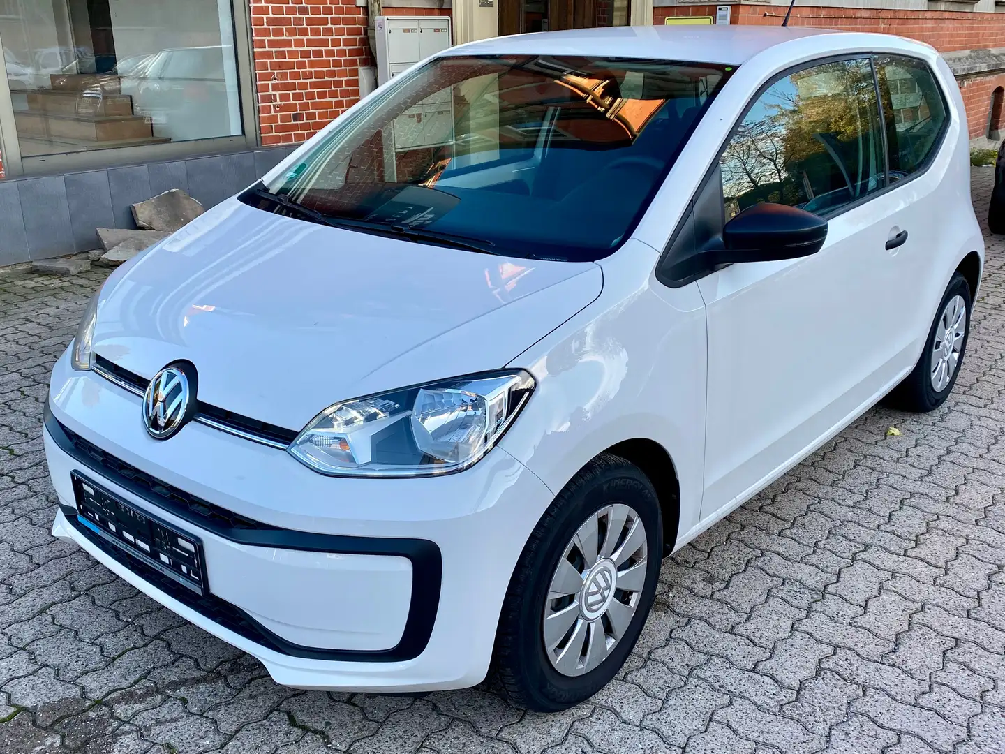 Volkswagen up! take up! BMT/Start-Stopp / nur 1.500km Weiß - 1
