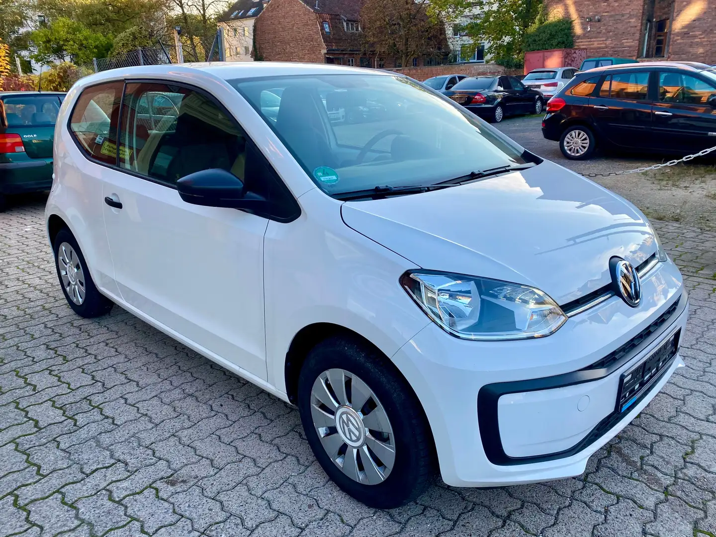 Volkswagen up! take up! BMT/Start-Stopp / nur 1.500km Weiß - 2