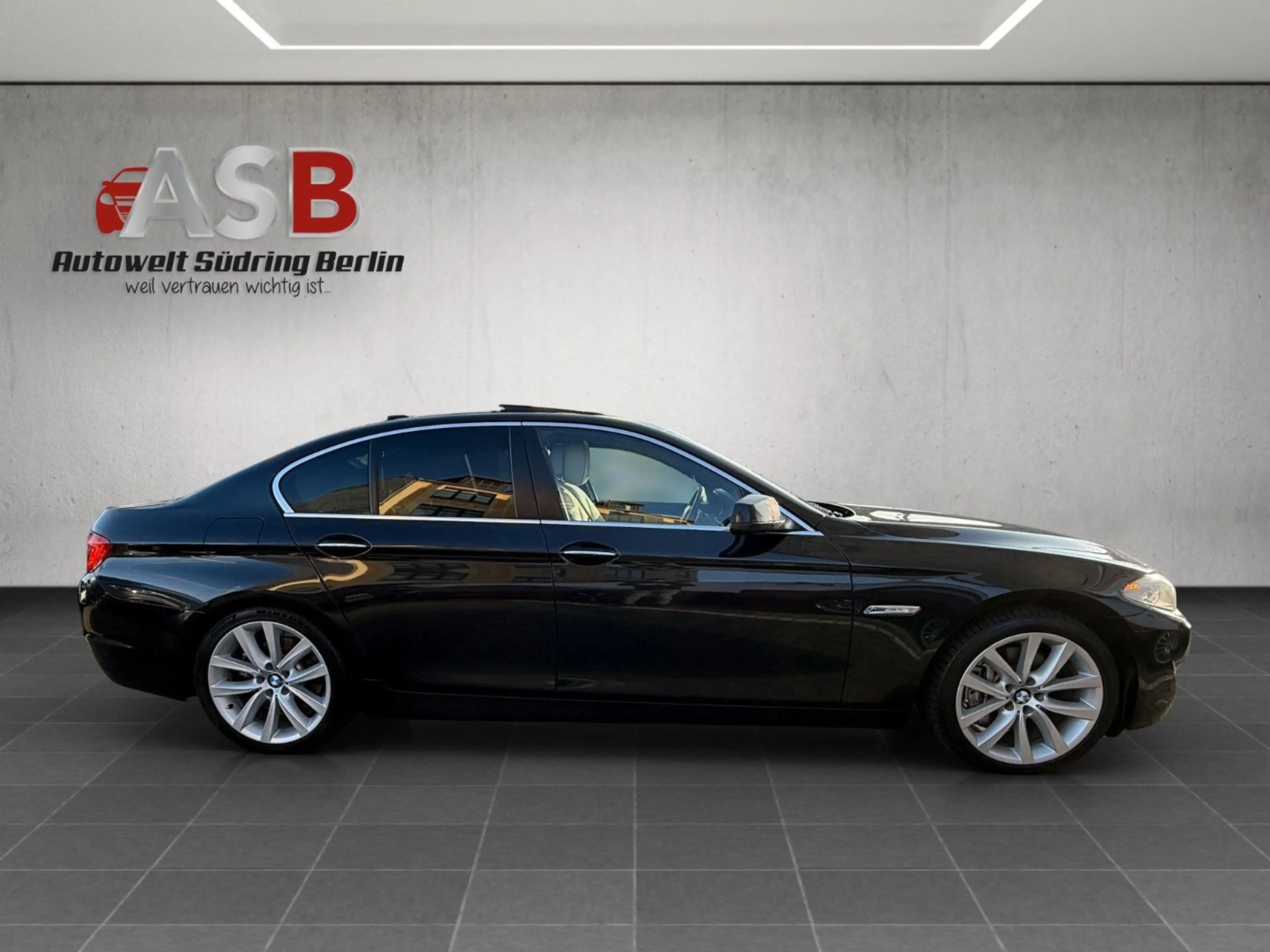 BMW 525 d Lim. Leder*SD*Xenon*Fondentertainment*Navi — photo 15